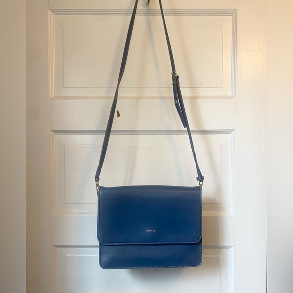 Blue Matt&Nat Crossbody/Clutch - Picture 1 of 6